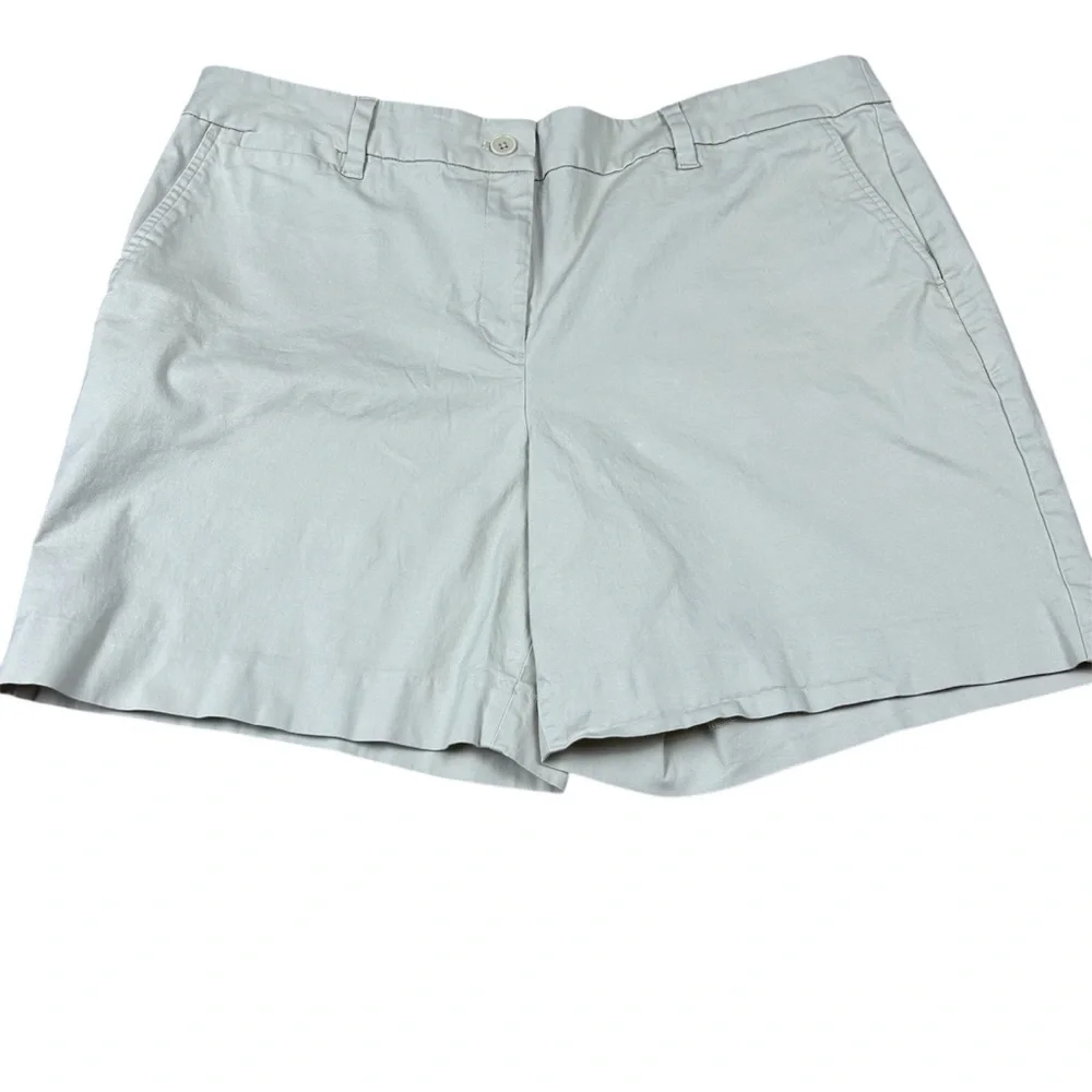 Talbots Perfect Short Tan Khaki Chino Shorts 6.5” Inseam - Size 16
